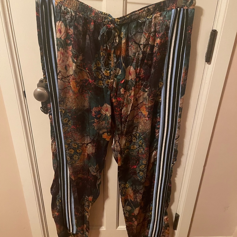 Johnny Was Andy Pant drawstring pants. Size XL.